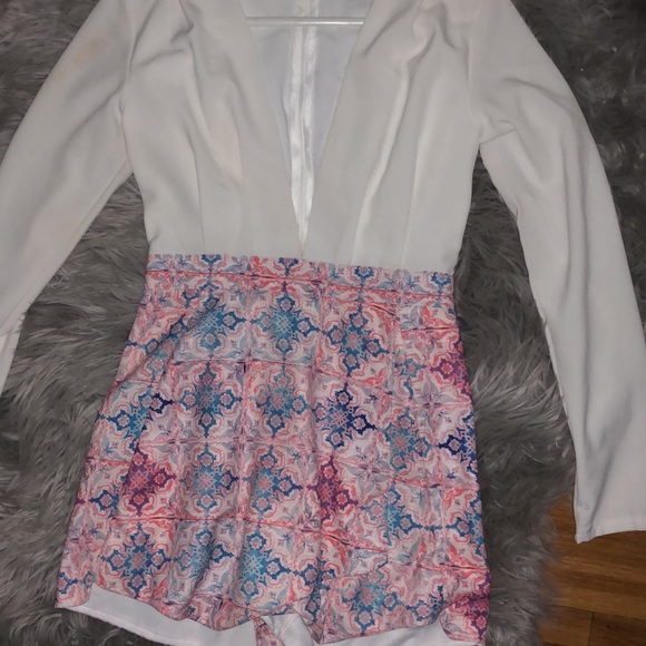 Selling my wardrobe gently used 30$ obo - Picture 4 of 8